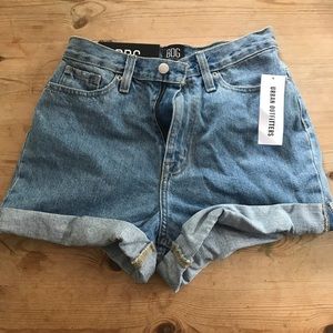 URBAN OUTFITTERS BDG JEANS